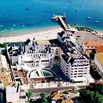 Le Trianon 3* アルカション