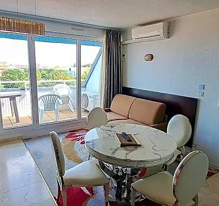 Appart-hôtel Le Trianon 3*