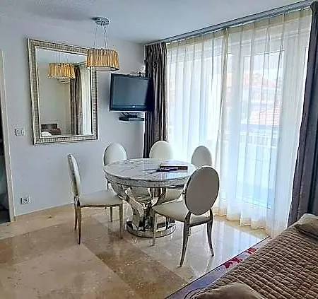 Appart-hôtel Le Trianon Appart hôtel 3*