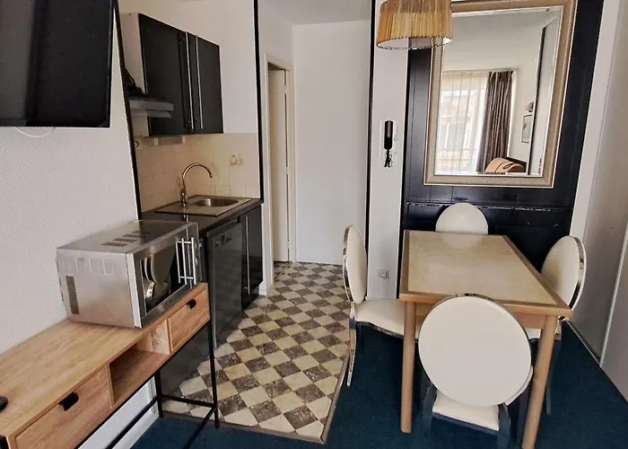 Le Trianon Apartahotel Arcachón