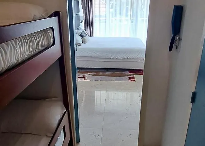 Le Trianon 公寓式酒店 阿卡雄